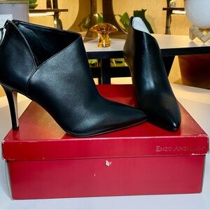 Enzo Angiolini ankle boots